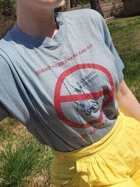 【 vintage Idaho anti-conservation graphic t shirt 🌲⛰️ 】